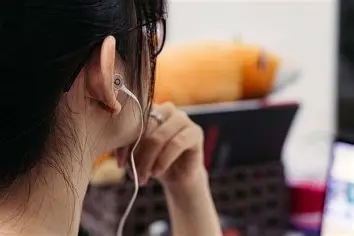 tai nghe iphone lightning